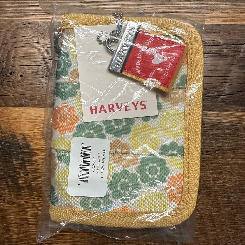 Harvey’s citron fun size wallet